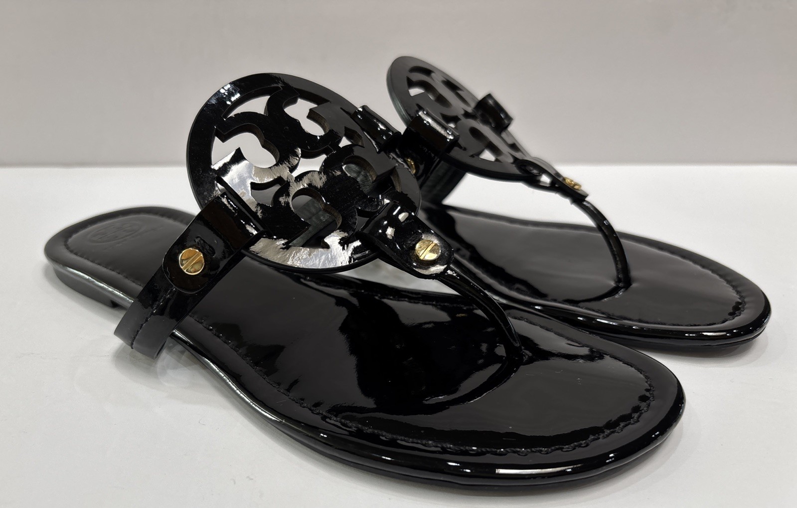 Tory Burch Miller Black Patent Leather Sandals Sz 9 M thumbnail 4