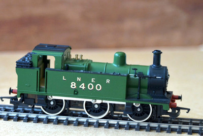 HORNBY Loco vapeur Ho  LNER 8400