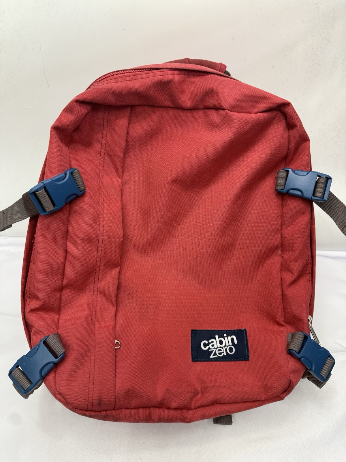 Mochila Cabin Zero Classic Cabin 28L Artículo Personal Talla Rojo/Naranja 14x16x7