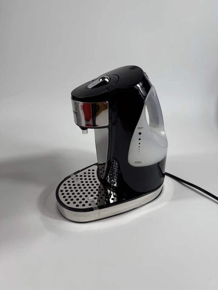 Breville HotCup Rapid Boil Hot Water Dispenser Energy Efficient 1.5 litres Black - Image 3 of 4