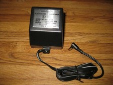AC to DC Transformer UL Listed Plug In Style Class 2 DC 18 Volt DC, 533 mA New