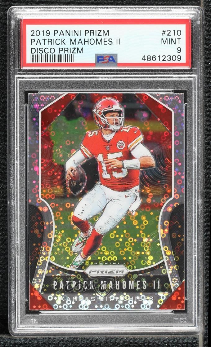2019 Panini Prizm Disco Prizm Patrick Mahomes II #210 PSA 9 MINT 16yo