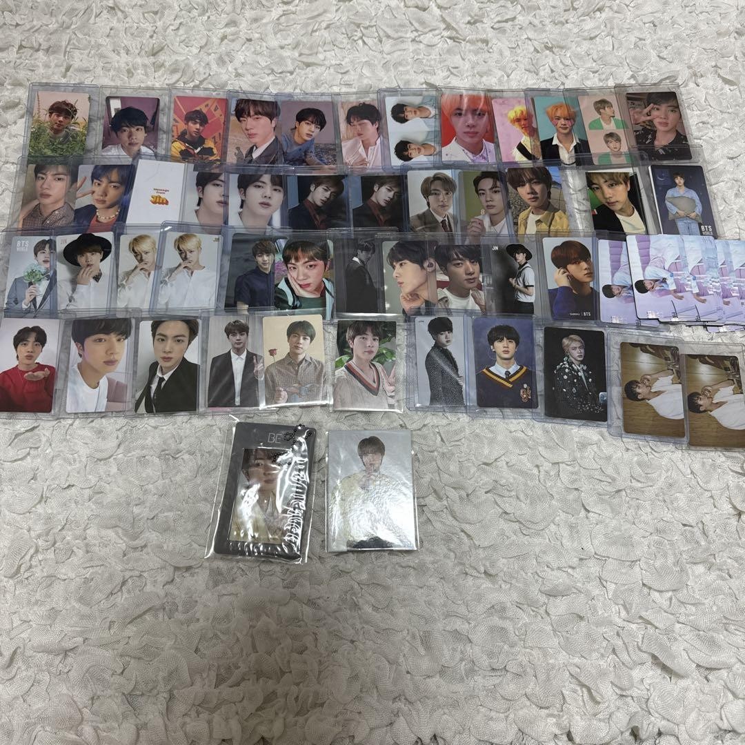 BTS JIN GOYANG PHOTOCARD A&B 特典 JINトレカ4枚 $_57.JPG?set_id=8800005007