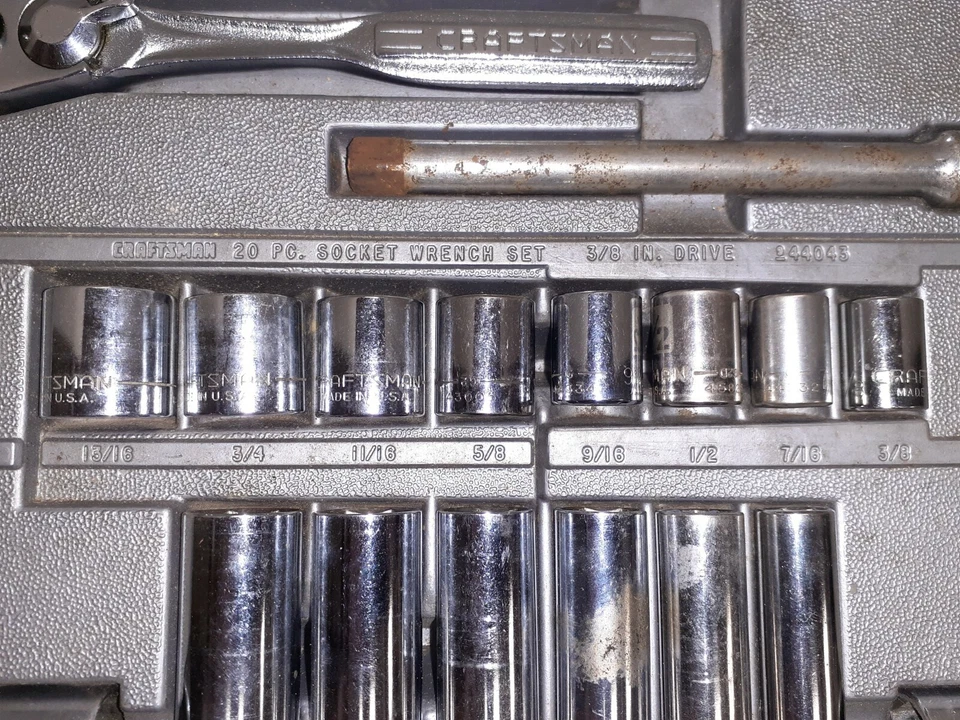 CRAFTSMAN 20 PC 3/8" SOCKET SET SHALLOW & DEEP SET, a-x - Image 3 of 4