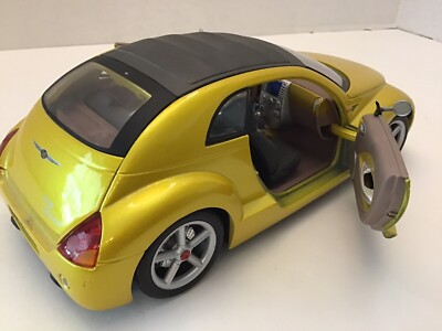 Maisto Chrysler Pronto Cruizer Original Concept PT Cruiser Bonus