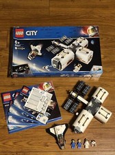 LEGO CITY 60227 Lunar Space Station 100% Complete W/Instructions & Original Box