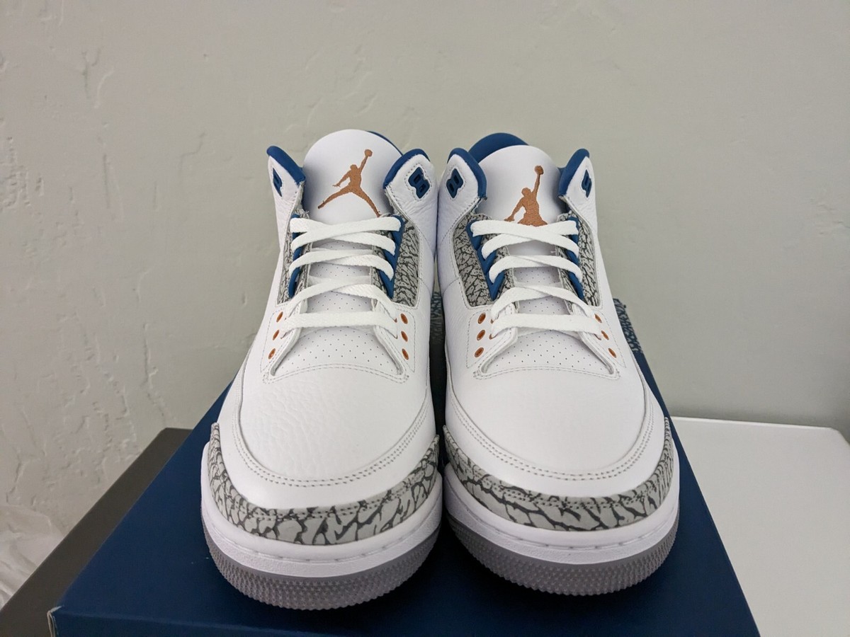 Jordan Men\'s White with Blue Accent Athletic Shoes Air Jordan 3 Air Jordan 3 Retro “True Blue” White/True Blue/Cement Grey  main image 3