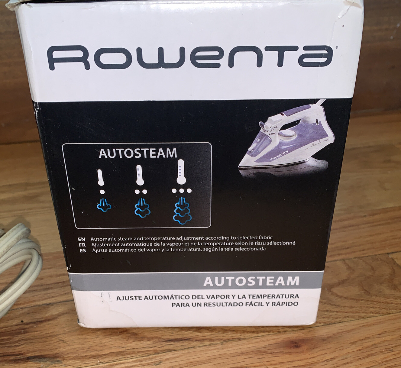 Rowenta DW4060 Steam Iron With Air glide 1700 Watt Stainless Steel Soleplate