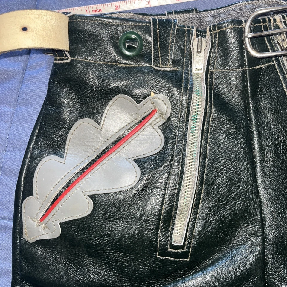 Pantalones cortos de cuero coquetos alemanes bávaros Oktoberfest cerveza disfraz niña Foto 4 de 4