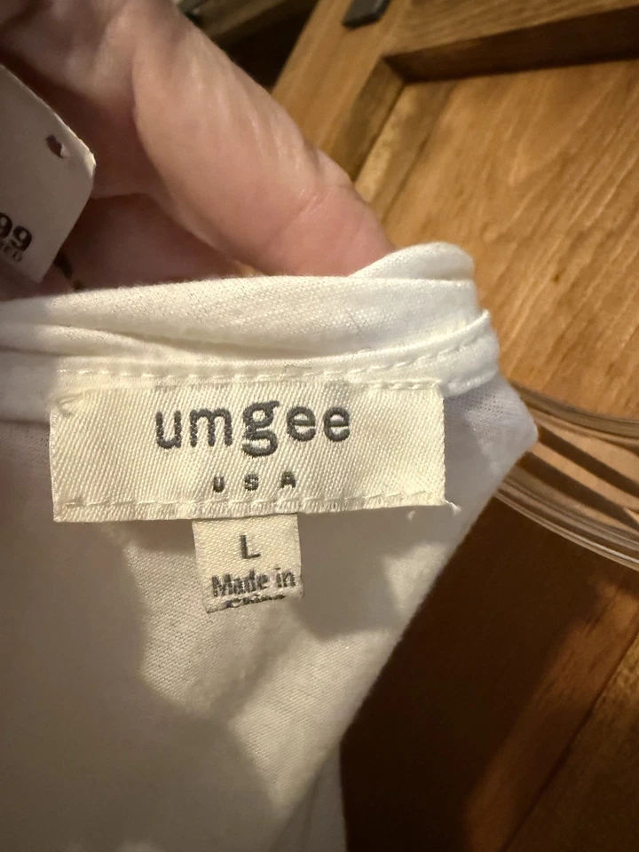 Umgee Black & White Stripe 3/4 Sleeve Ruffle Hem Tie Back Top Medium - Image 3 of 3