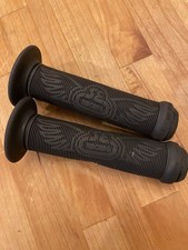 SE Bikes Wing Grips Black Rubber Slip-On Handlebar Grips Set for BMX Bike