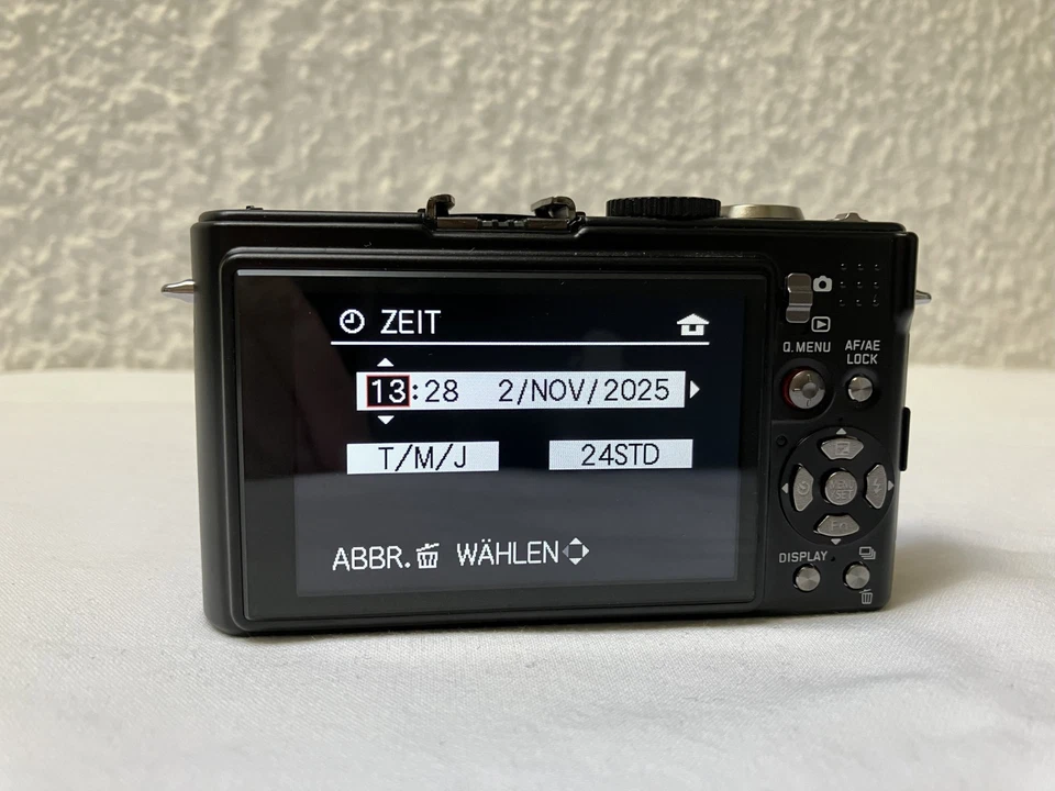 Leica D-Lux 4 Digitalkamera 10 MP Schwarz Top-Zustand mit Zubehörpaket - Bild 4 von 4