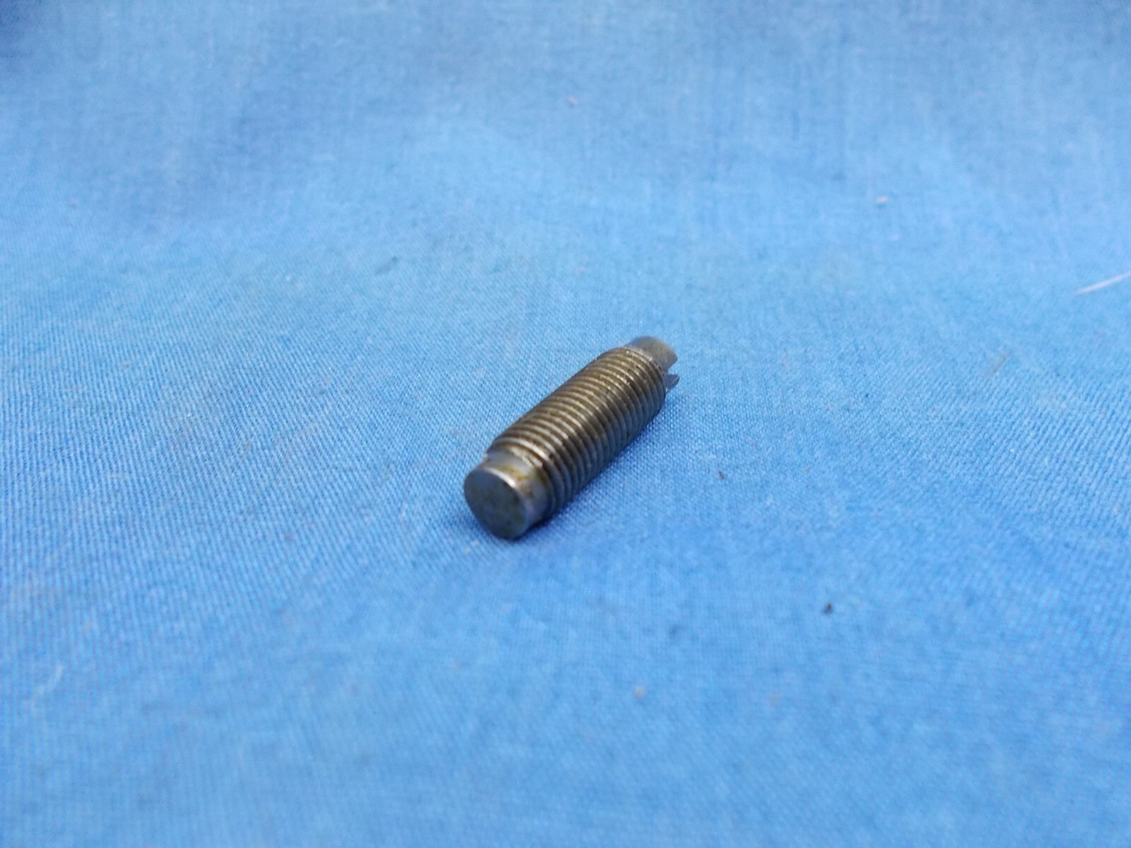 Kawasaki 92013-009. OEM Rocker Arm Adjusting Screw. Fits Multiple Applications.