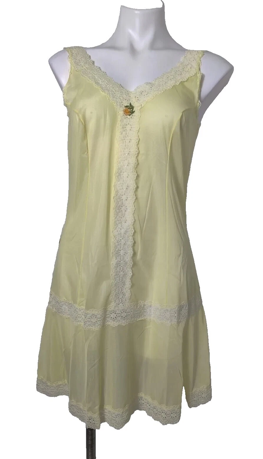 Synthetic Regular Size Vintage Slips & Petticoats for Women