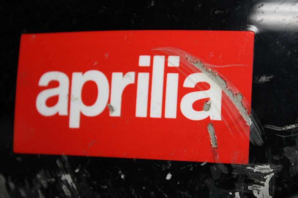 2010 Aprilia RSV4 R бензобак топливный элемент бензина резервуар BB202 - Изображение 2 из 4