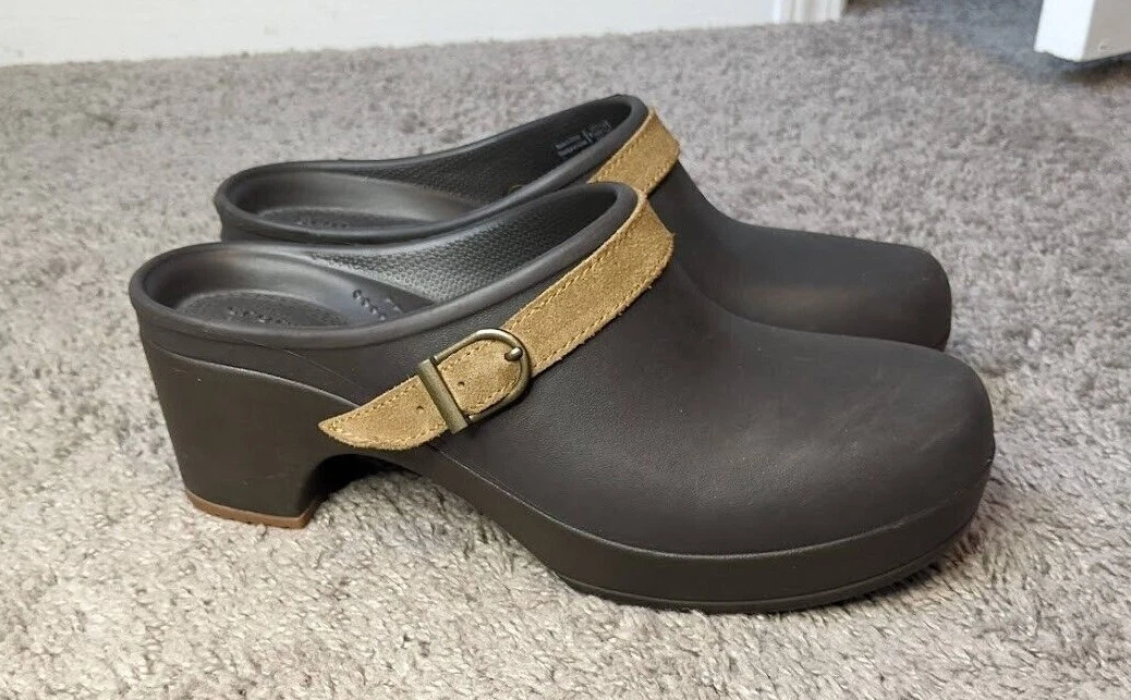 Crocs sarah discount