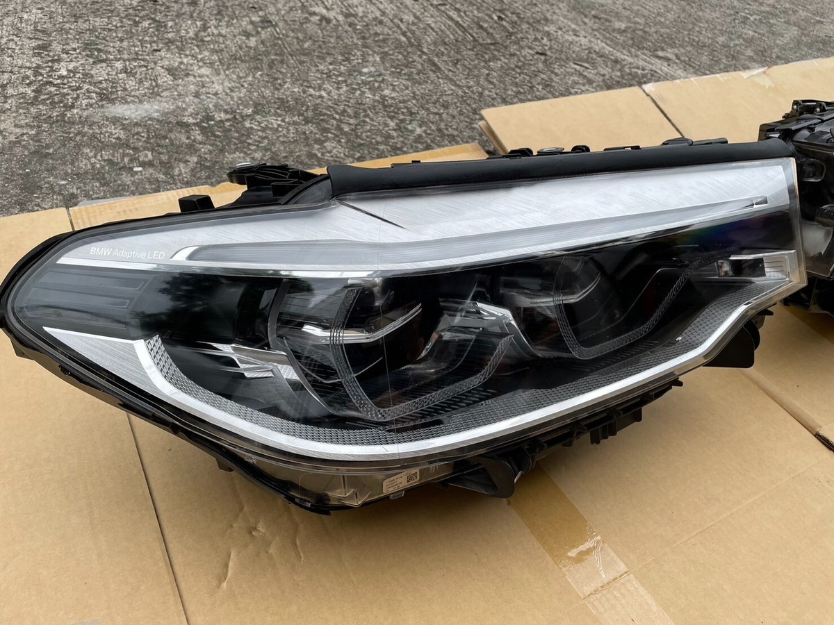 稀少! BMW純正品 5series G30 G31 後期 LEDヘッドライト BMW 5 SERIES G30 G31 FULL LED ADAPTIVE HEADLIGHT RIGHT