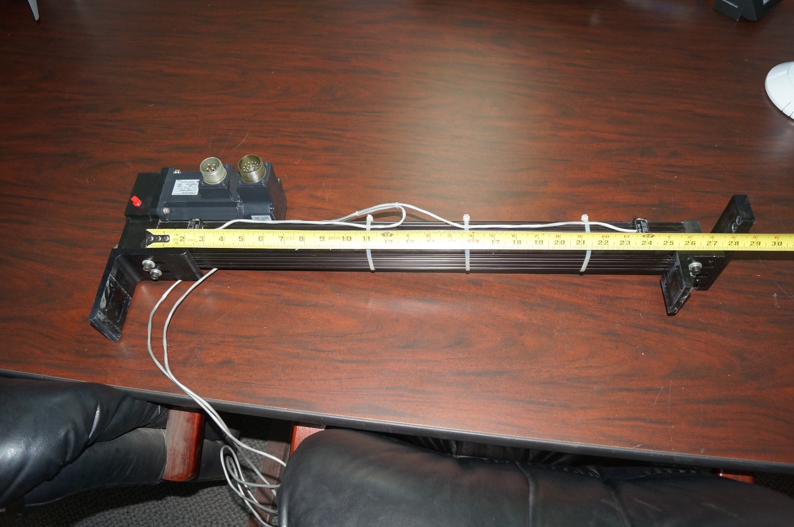 IDC Industrial Devices Corp Model AMI002 Electric Cylinder Yaskawa AC