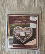Vintage Mill Hill 1991 Ornament Counted Glass Bead Kit Pastel Heart Meadow MHPH1