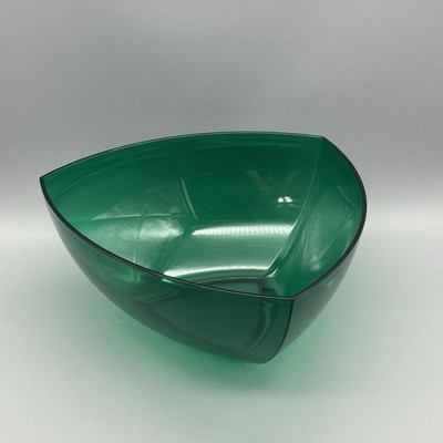 Tupperware NOS 5356B Sheerly Elegant Triangle Shaped Green Acrylic 11'' Bowl