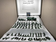TIM-MEE 1/32 WWII U.S. ARMY Toy 40 Soldiers 1 Damaged Truck 25 Soldier Lot