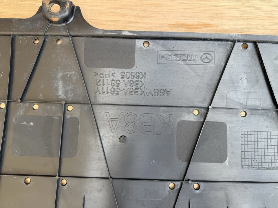 MAZDA CX-5 KF MOTOR UNDERTRAY PROTECTOR DE PROTECCIÓN CUBIERTA TK48556110 2017 2018 Foto 4 de 4