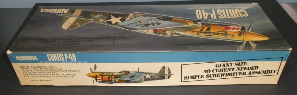 1:27 AURORA 378: CURTISS P-40E KITTYHAWK Foto 3 de 4