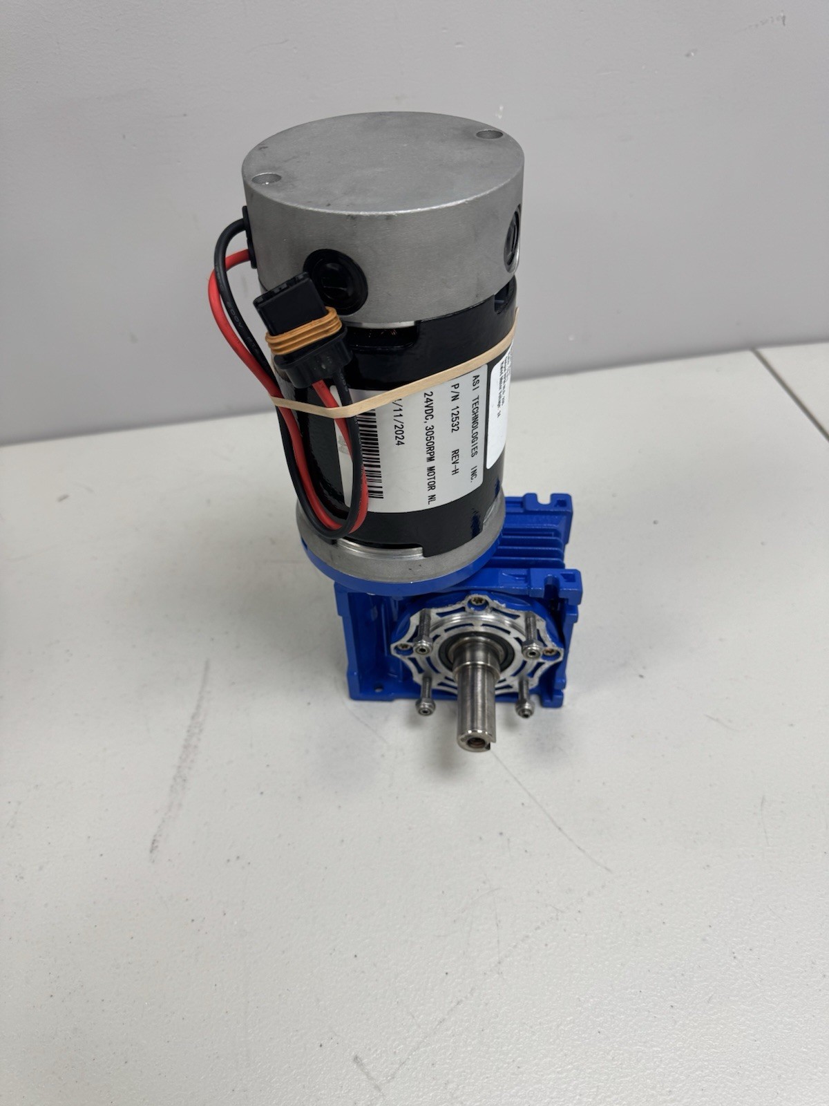 Tennant T7, T7AMR Minuteman, 1210864 24 Volt Brush Motor 285 RPM 0.75 HP