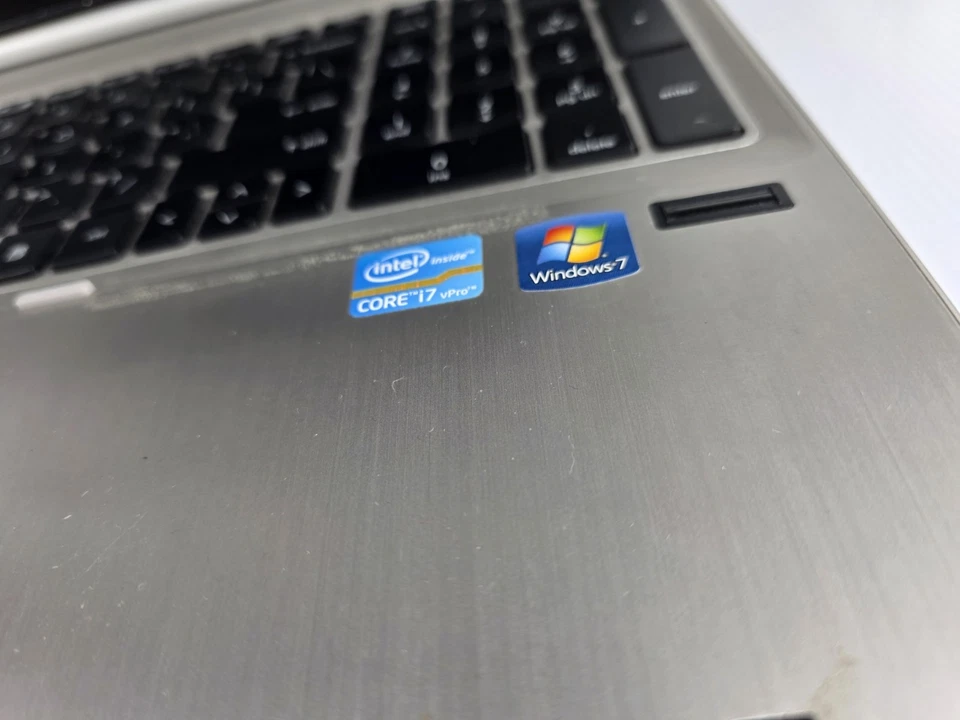 HP EliteBook 8560p 15.6" Laptop Intel i7-2620M 2.40 GHz 16GB RAM 120GB SSD  - Image 2 of 4