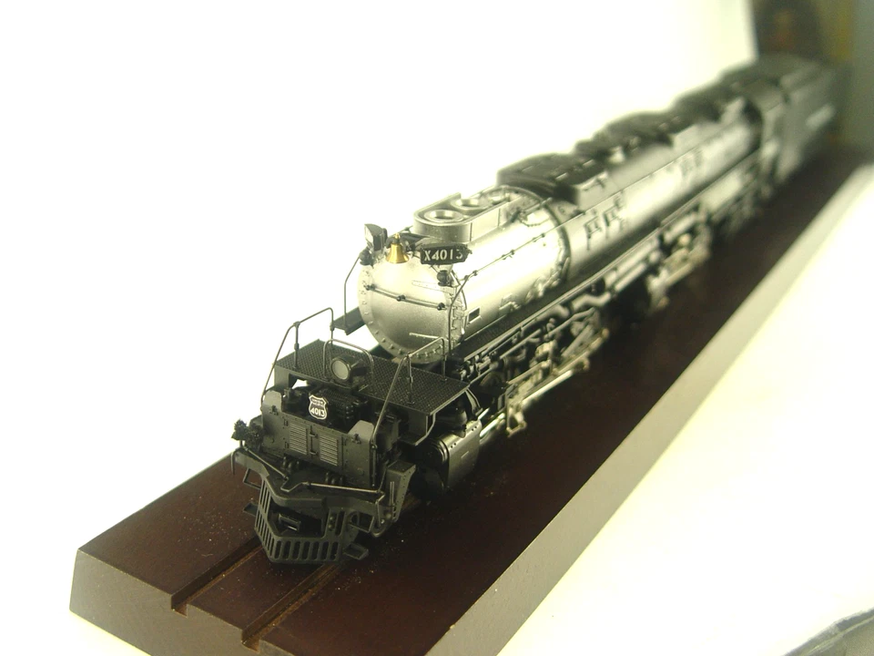 Big Boy Dampflok Class 4000 -  Märklin HO Lok 37990  digital Sound  #E - gebr. - Bild 3 von 4