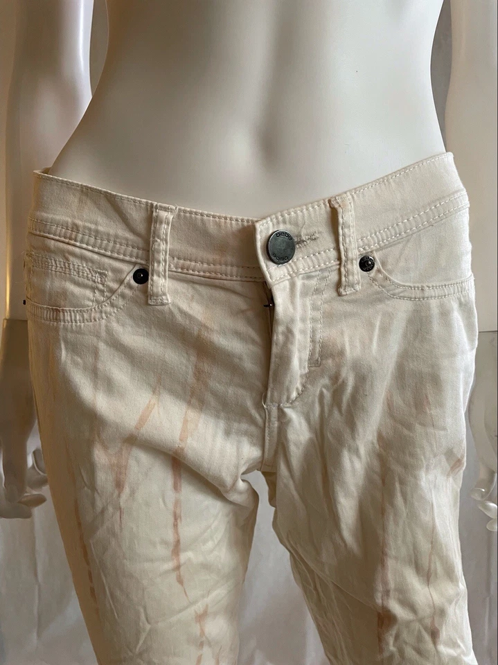 Pantalones para mujer Bebe ajustados de algodón blancos informales con botones tiro medio talla 27 Foto 2 de 4