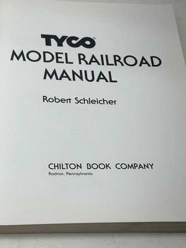 1979 TYCO MODEL RAILROAD MANUAL ROBERT SCHLEICHER CHILTON CATALOG 8-1/2" X 11" - Picture 4 of 8