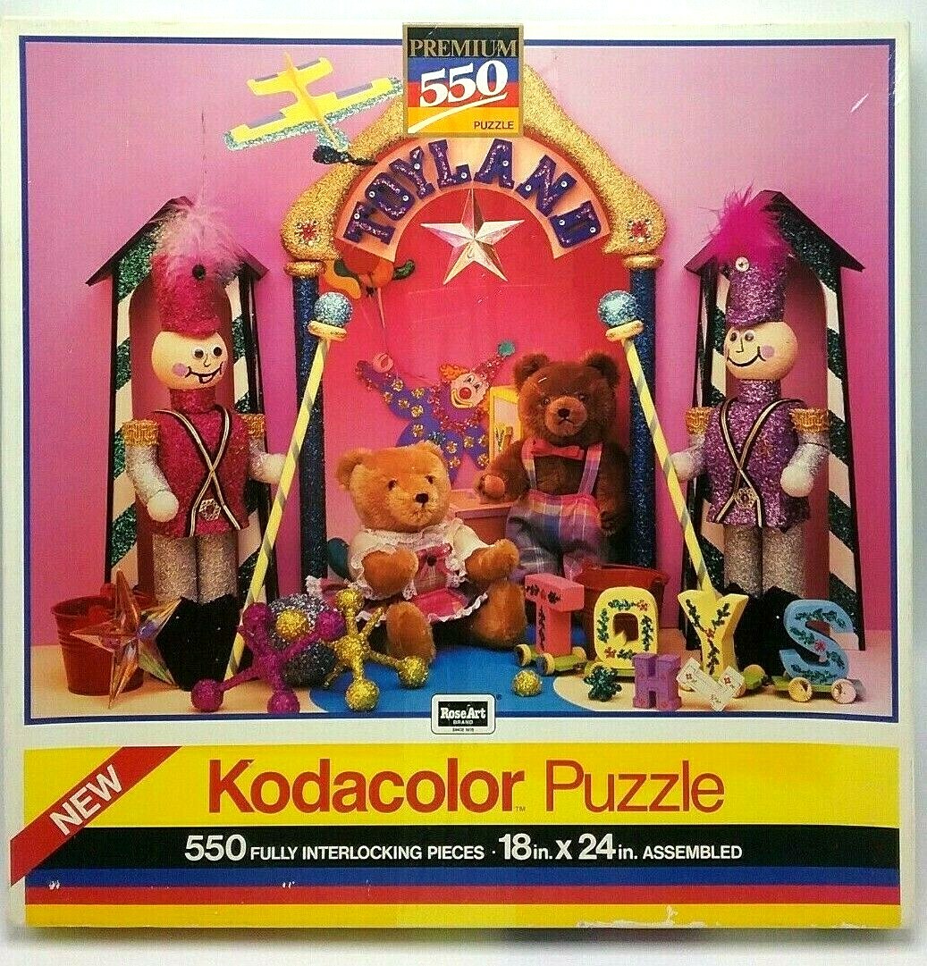 1989 Kodacolor TOYLAND Premium 550 Pc Jigsaw Puzzle by Rose Art 18
