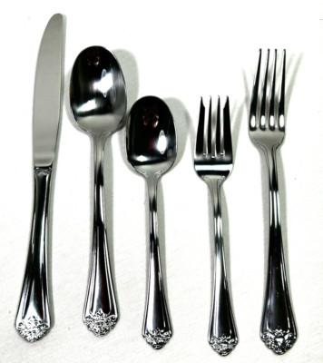 Farberware Stainless Silverware Flatware 40 Piece Service for 8 New In Box NOS