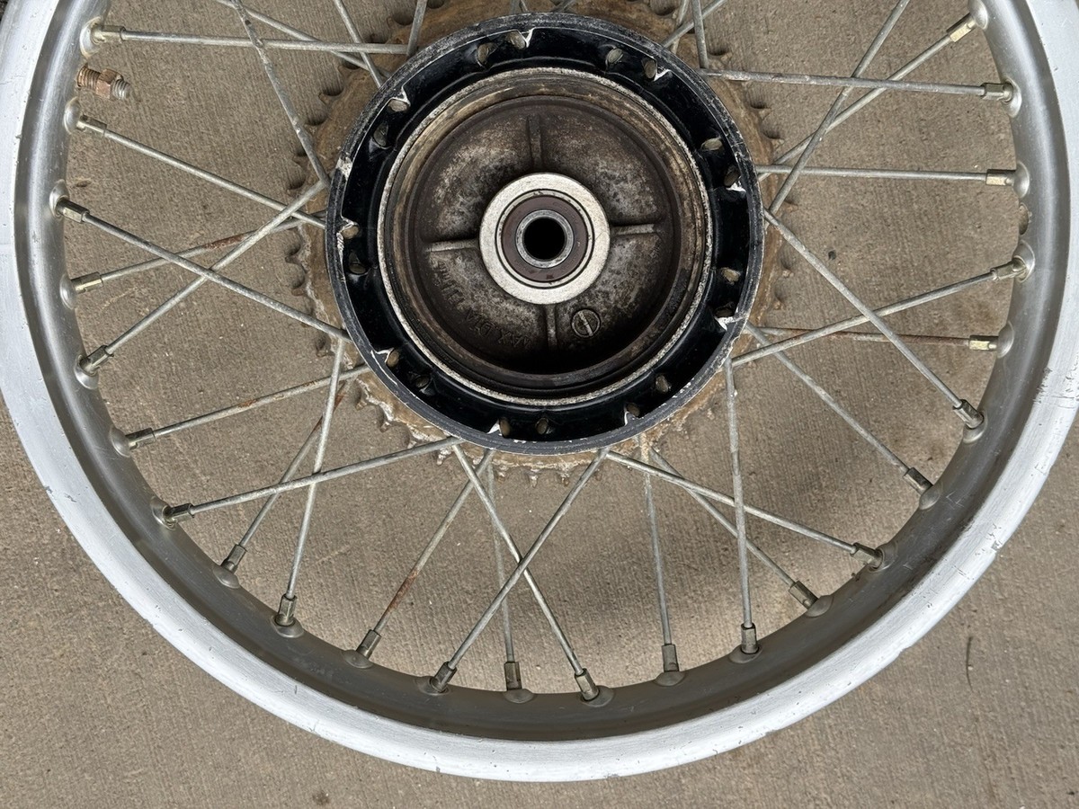 1989 Honda Xr250 R Rear Wheel Assembly Rim Hub Tire Spokes XR 250