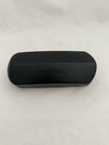 FUNDA PARA GAFAS DIESEL Estuche rígido con cubierta para gafas o gafas de sol Acabado liso - Imagen 1 de 5