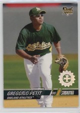 2008 Topps Stadium Club Retail First Day Issue Gregorio Petit (Fielding) 10ou