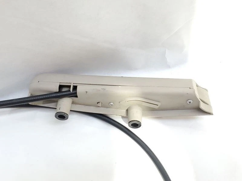 Cadillac XLR 2006 OEM actuador de bloqueo de puerta izquierda con cable  Foto 4 de 4