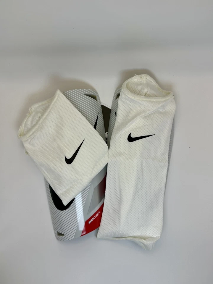 Nike Mercurial Lite Shin Guards Set S – Shield + Lock Socks & Carry Bag – Soccer - Image 4 of 4