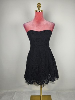 Kleid Pimkie Gr. S 36 schwarz Spitze Party dress Tüll Stretch schulterfrei edel