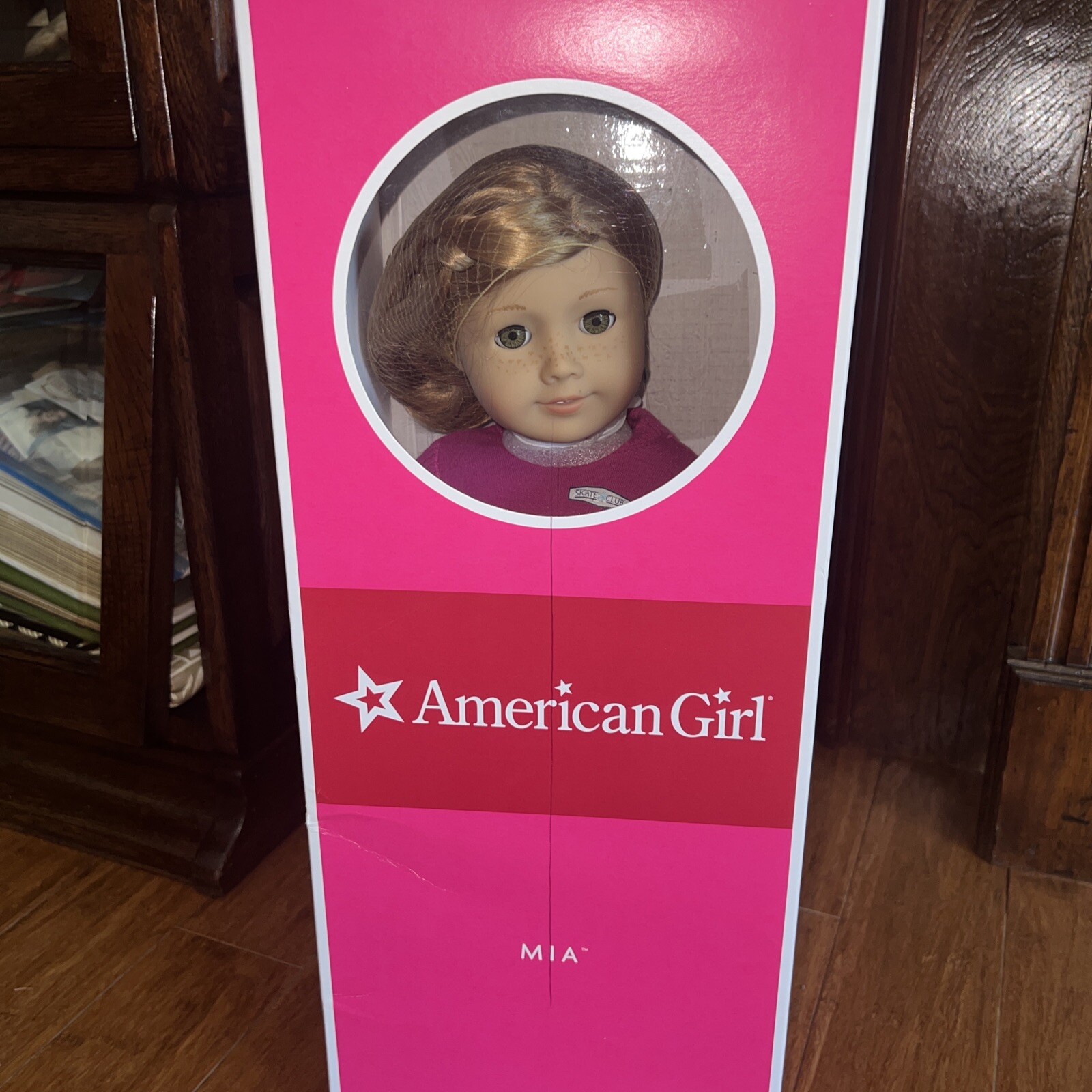 NEW IN BOX American Girl Doll Retired MIA 2008 Girl of the Year Skating