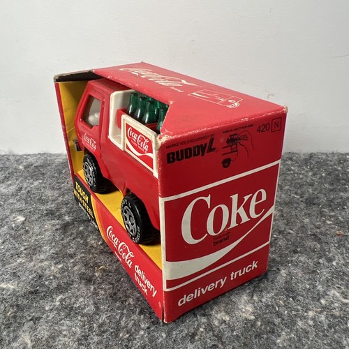 1989 BUDDY L COCA-COLA 1/43 DELIVERY TRUCK NIB MADE IN MACAU NEVER REMOVED 5”L - Picture 3 of 12
