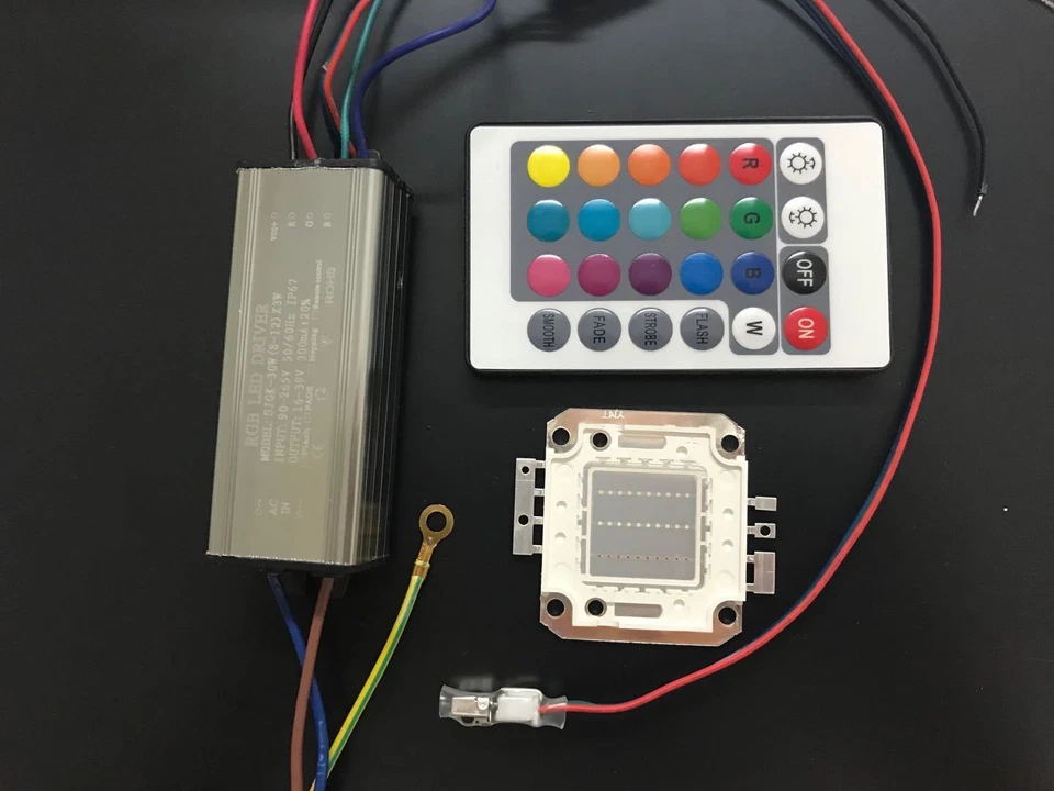 RGB led chip 10W/20W/30W/50W/100W RGB driver 24Key Remote for floodlight bulbs - Image 4 of 4