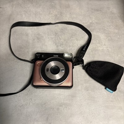 Fujifilm Instax SQ6 Instant Camera Blush Gold Square With Strap Working