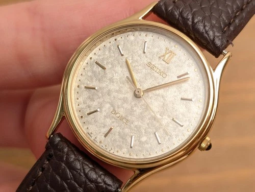 1989 Seiko Dolce 5E31-6070 Gold Quartz Men's Watch Vintage 31mm