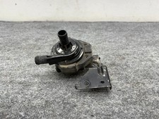 Pompe à eau Infiniti Q60