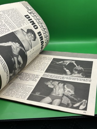 Revista Wrestling Superstars ~ Octubre 1979 ~ Steamboat / Valiant Brothers - Imagen 3 de 5