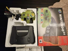 Nintendo 64 N64 Console CIB Toys R Us Limited Edition W/Extreme Green Controller