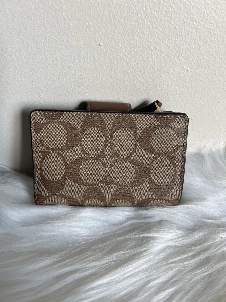 NWT Coach  Medium Corner Zip Wallet Signature Canvas Khaki Saddle 2 - Image 2 of 4