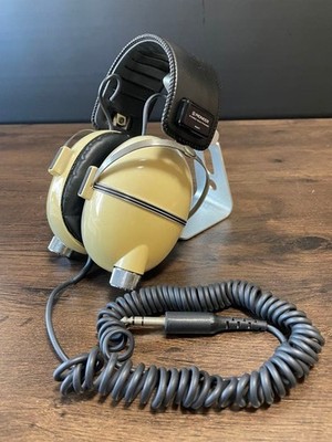 Pioneer SE-255 STEREO KOPFHÖRER Closed Dynamic Type 8Ω 20-20000Hz 500mW